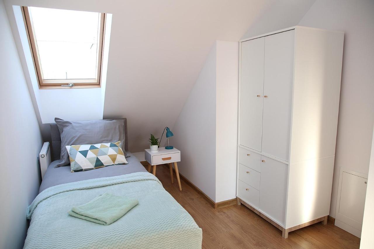 Apartament Mietowy Z 2 Sypialniami I Miejscem Parkingowym Κίελτσε Εξωτερικό φωτογραφία